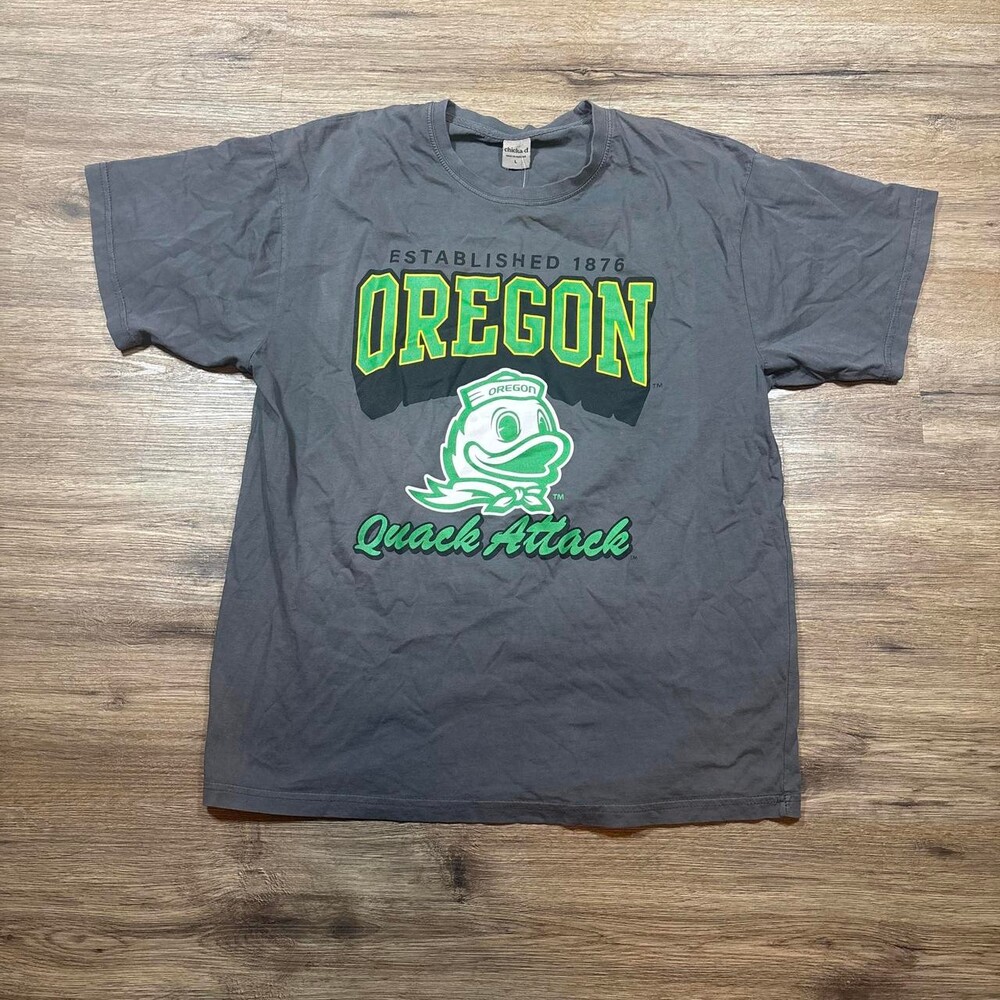 NCAA Men's Grey and Black T-shirt